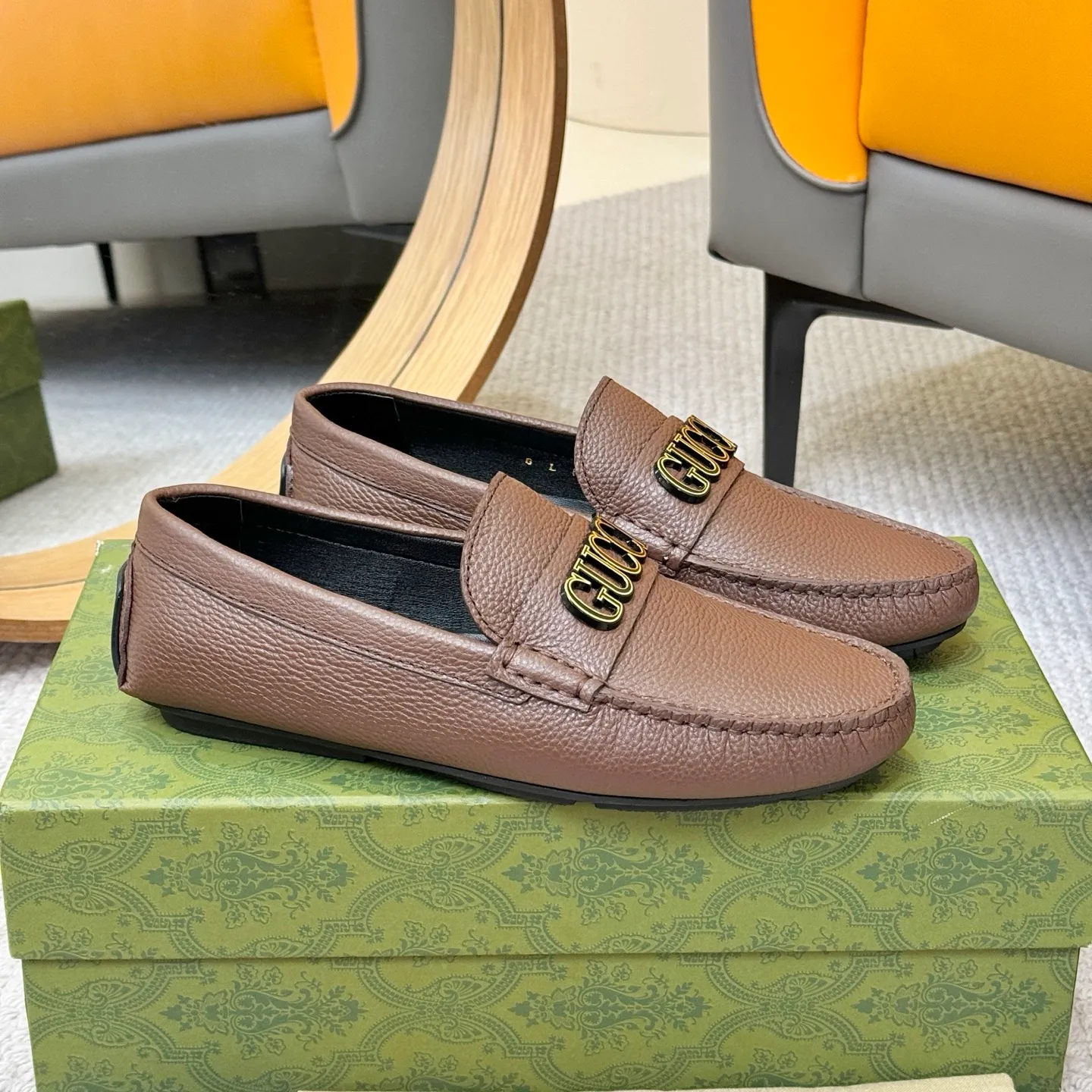 Men's shoes 💰420 (Yangli) Gucci* - the top version of Gucci classic beanie shoes! It is made of imported original cowhide and has a comfortable first layer of sheepskin lining! Original wear-resistant rubber outsole! High quality products! Size 38-46, with shoe dial, cloth bag, card